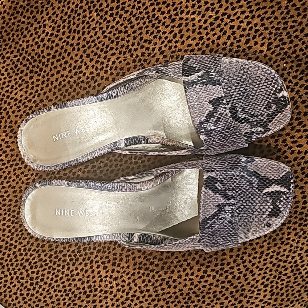 Nine West Leather snakeskin embossed wedge